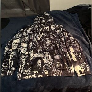 Not sure what brand this was but it’s size 2X and is black and white.